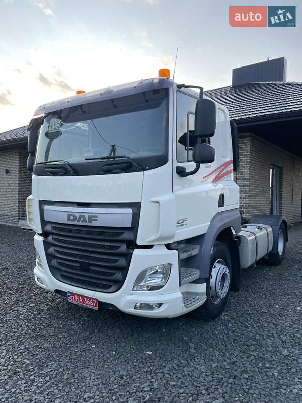 Тягач DAF CF 2015 в Луцке