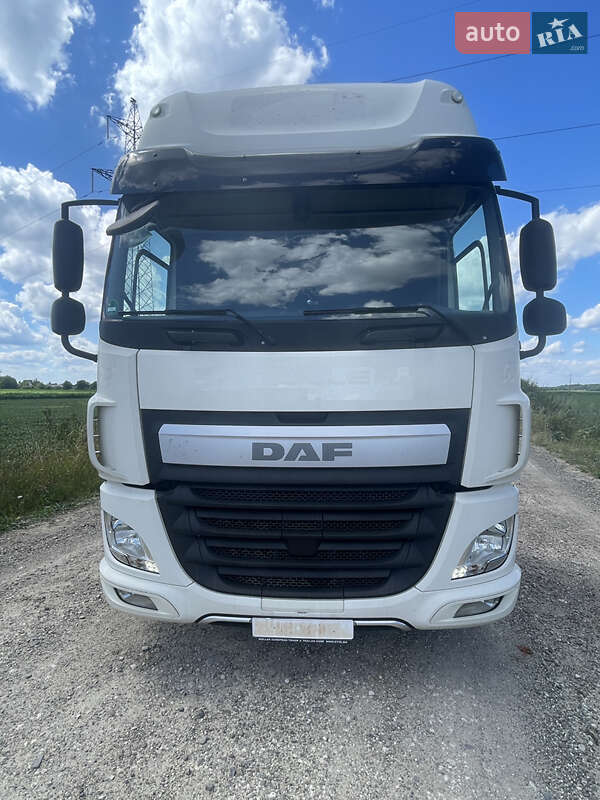 Тягач DAF CF 2016 в 