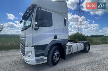 Тягач DAF CF 2016 в 