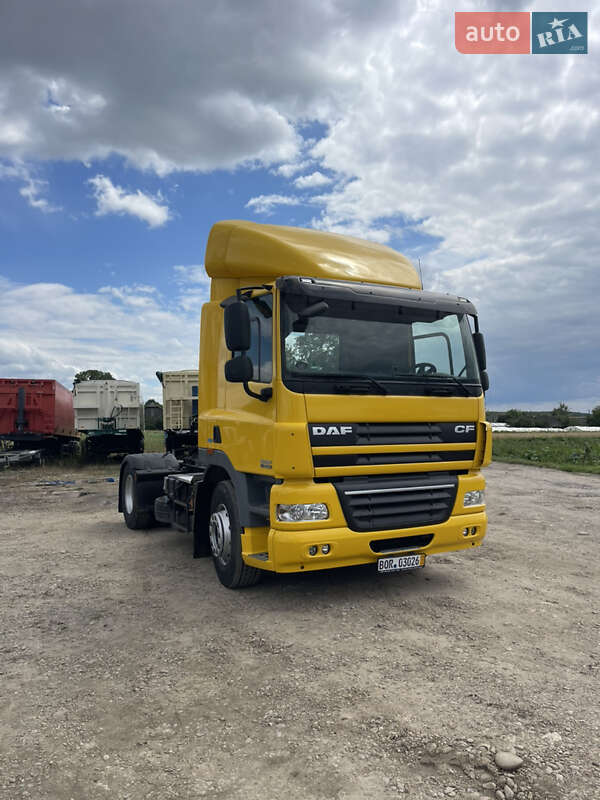 Тягач DAF CF 2013 в Заліщиках