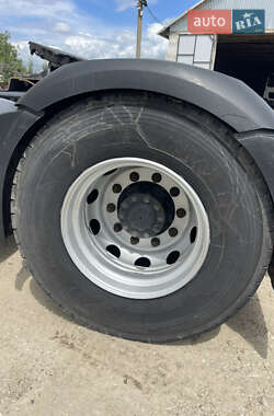 Тягач DAF CF 2013 в 