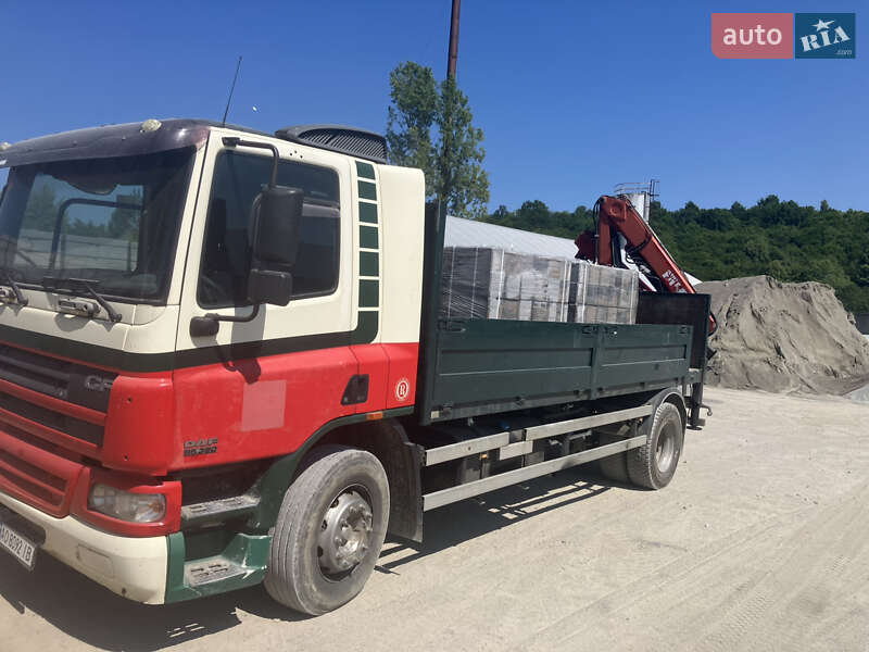 Кран-маніпулятор DAF CF 2006 в Хусті фото Кран-маніпулятор DAF CF 2006 в Хусті