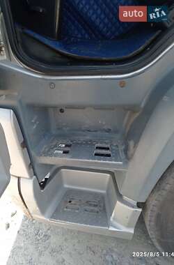 Тягач DAF CF 2003 в 