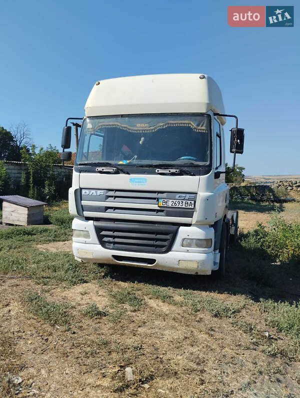 Тягач DAF CF 2005 в 