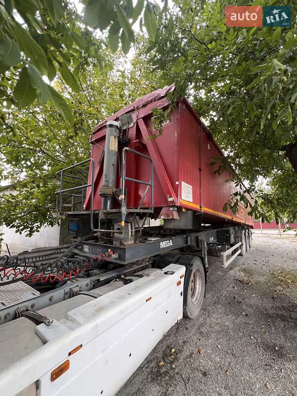 Тягач DAF CF 2007 в Борщеве