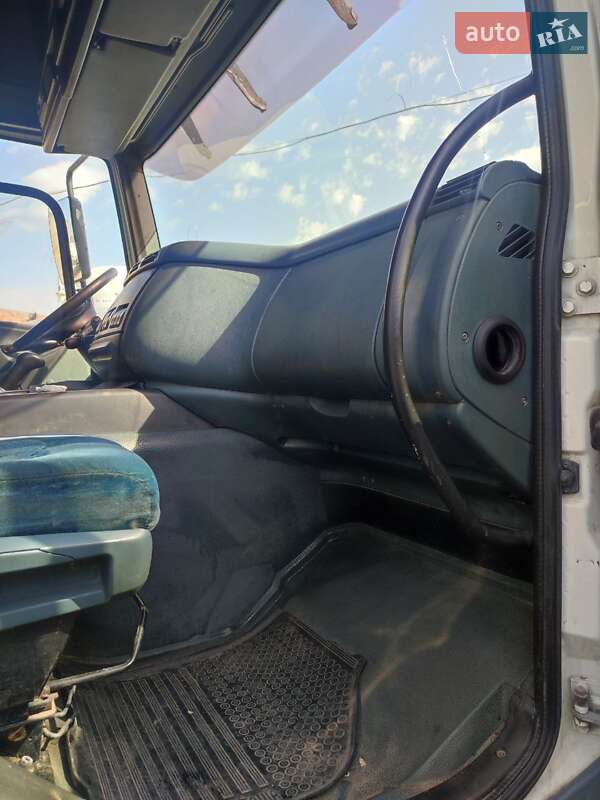 Тягач DAF CF 2003 в Синельниково