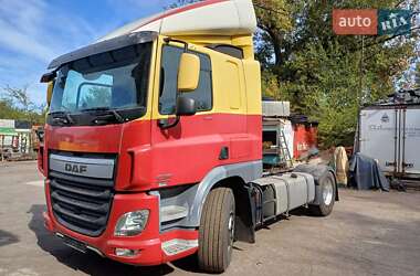 Тягач DAF CF 2015 в 