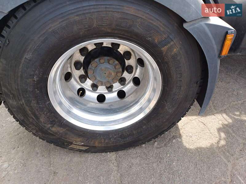 Тягач DAF CF 2015 в Запорожье