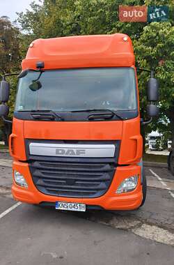 Тягач DAF CF 2015 в Ровно
