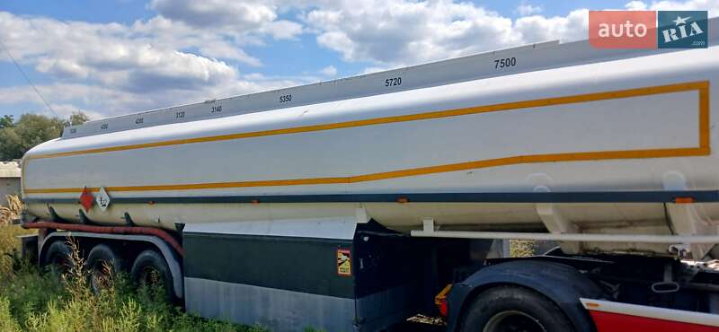 Бензовоз DAF CF 2012 в Киеве