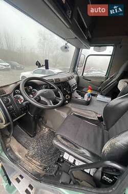 Тягач DAF CF 2011 в Львове