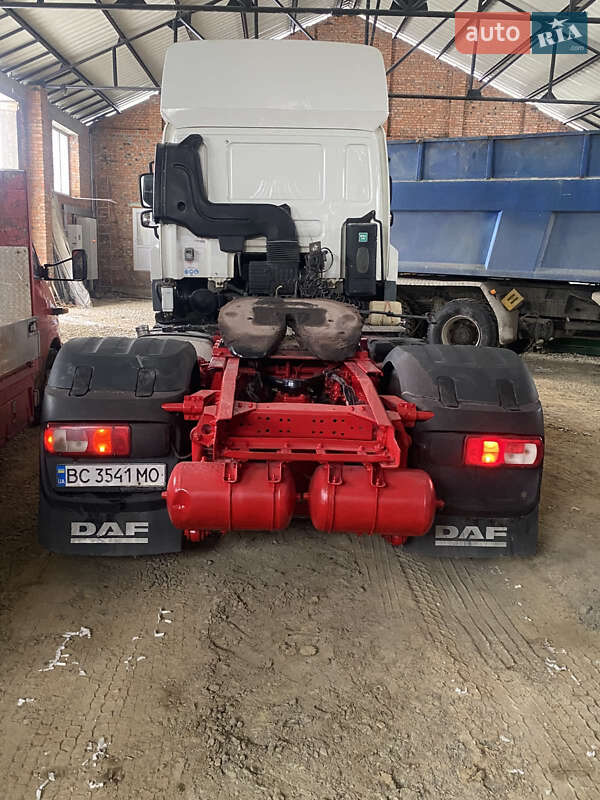 Тягач DAF CF 2013 в Новояворовске