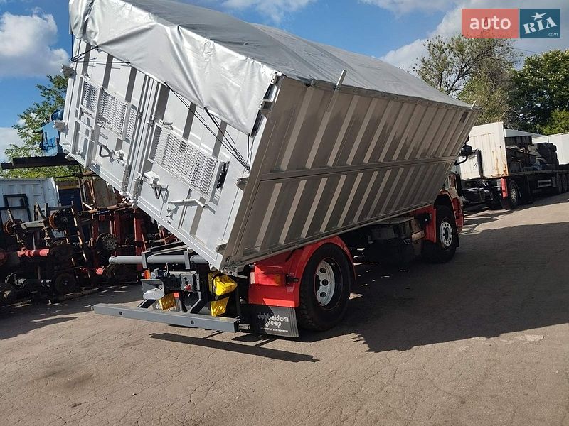 Самоскид DAF CF 2008 в Рівному