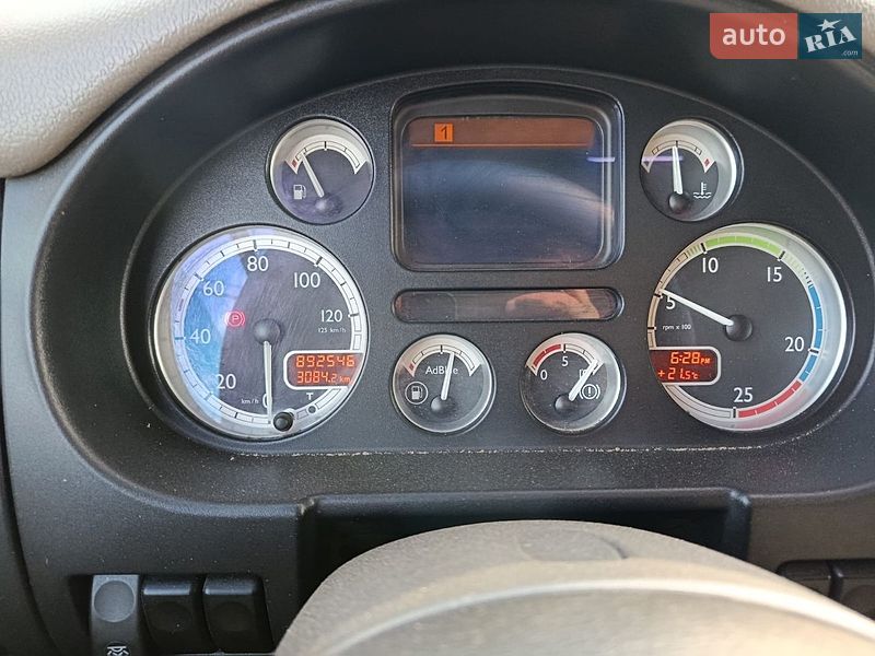 Самоскид DAF CF 2010 в Великих Мостах