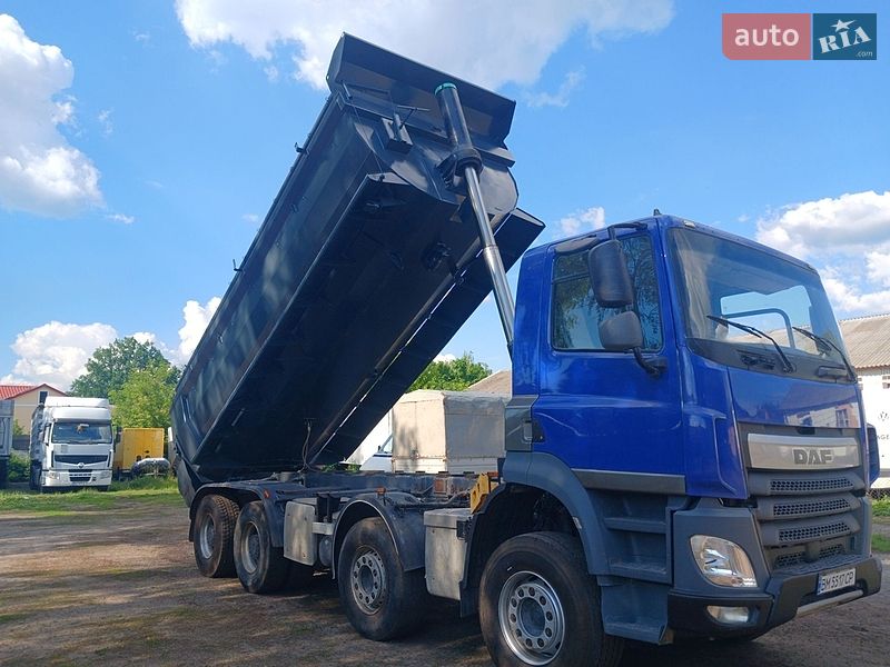 Самосвал DAF CF 2017 в Ромнах