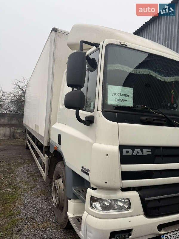 Грузовой фургон DAF FA 2015 в Шепетовке