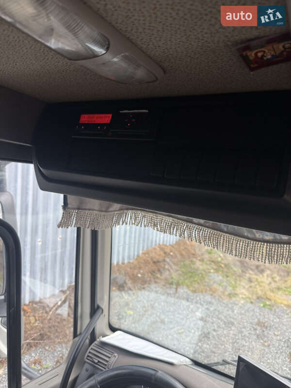 Грузовой фургон DAF FA 2015 в Шепетовке