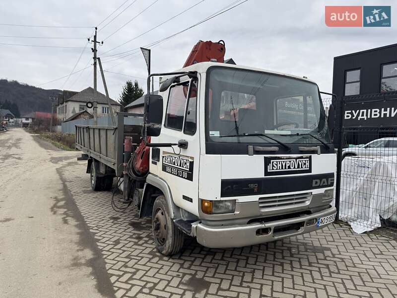 Кран-манипулятор DAF FA 2006 в Сваляве