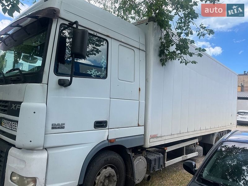 Грузовой фургон DAF FA 2004 в Одессе