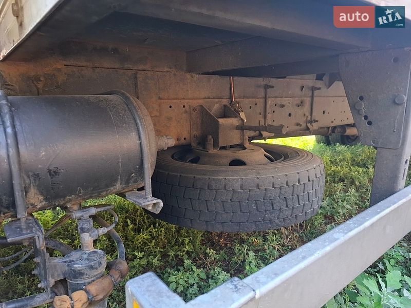 Вантажний фургон DAF FA 2001 в Кропивницькому