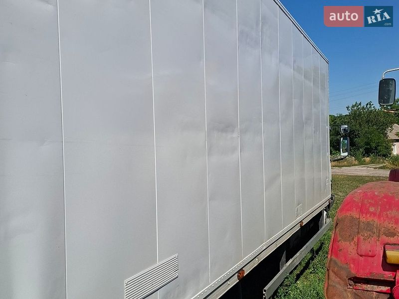 Вантажний фургон DAF FA 2001 в Кропивницькому
