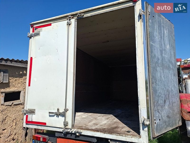 Вантажний фургон DAF FA 2001 в Кропивницькому