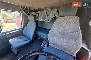 Вантажний фургон DAF FA 2001 в Кропивницькому