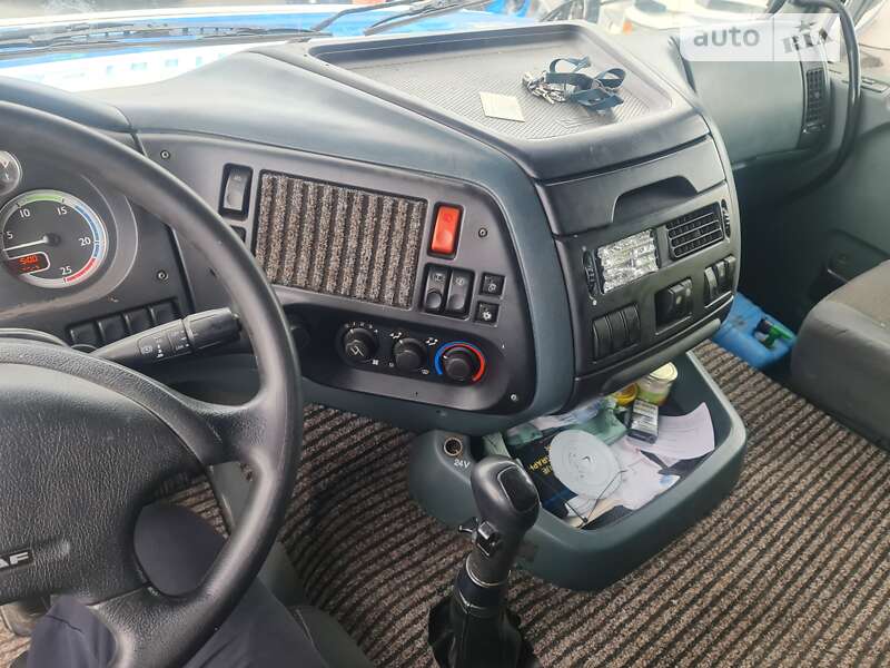 Тягач DAF FT 95 2006 в Львове