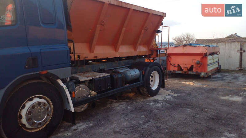 Тягач DAF FT 2007 в Лубнах