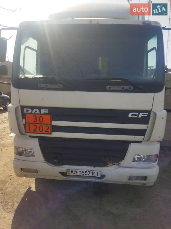 Бензовоз DAF FT 2007 в Киеве