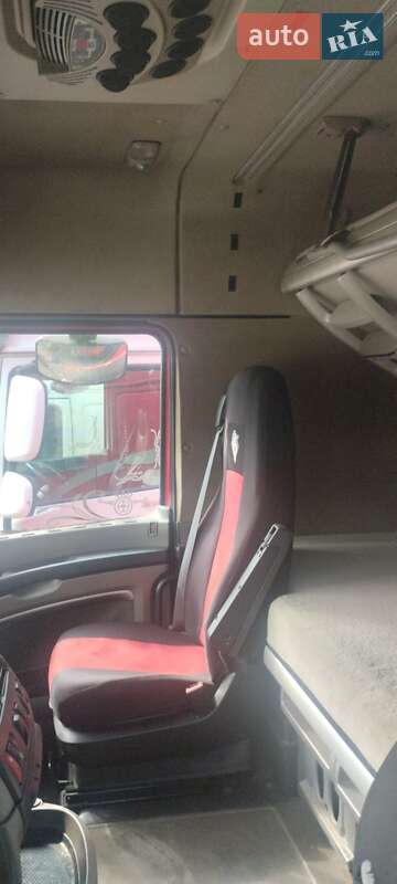 Тягач DAF FT 2013 в Иршаве