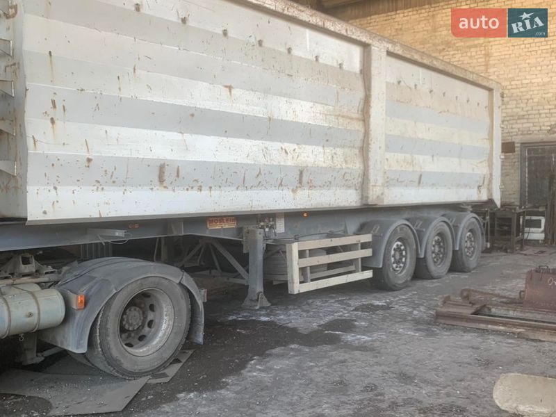 Самосвал DAF FT 2006 в Днепре