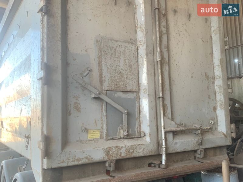 Самосвал DAF FT 2006 в Днепре