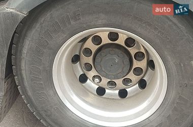 Контейнеровоз DAF FT 2012 в Судовій Вишні
