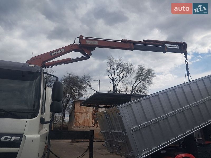Контейнеровоз DAF FT 2012 в Судовій Вишні