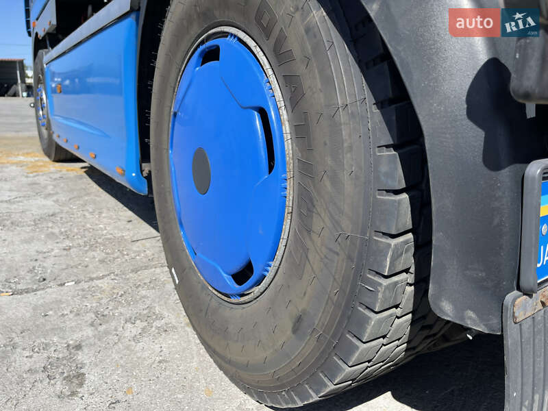 Контейнеровоз DAF FX 2007 в Николаеве
