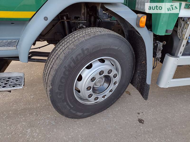 Кран-манипулятор DAF LF 2011 в Костополе