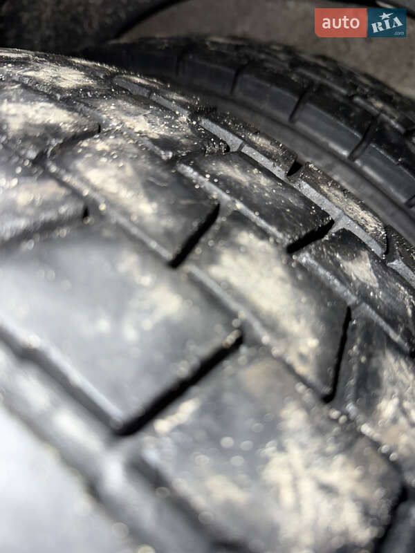 Грузовой фургон DAF LF 2005 в Маневичах