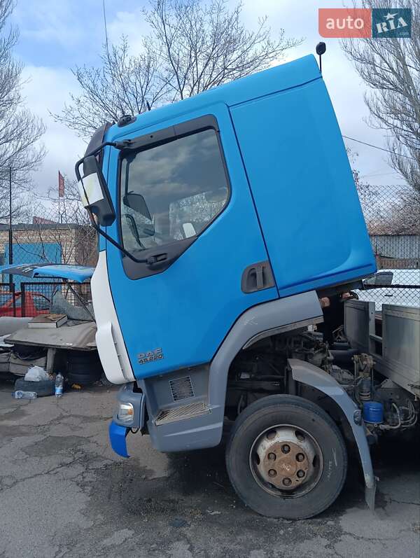 Платформа DAF LF 2004 в Запоріжжі