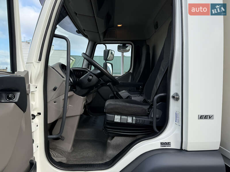 Вантажний фургон DAF LF 2013 в Рівному