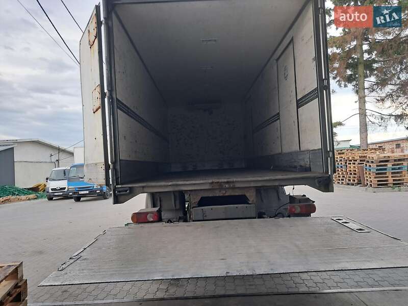 Рефрижератор DAF LF 2006 в Львове