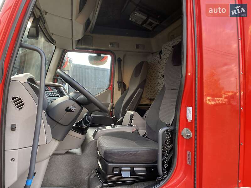 Тентований DAF LF 2016 в Хусті