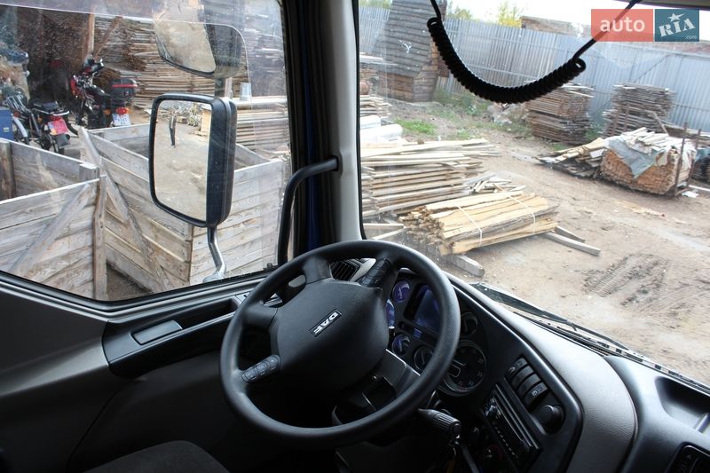 Вантажний фургон DAF LF 2013 в Славуті