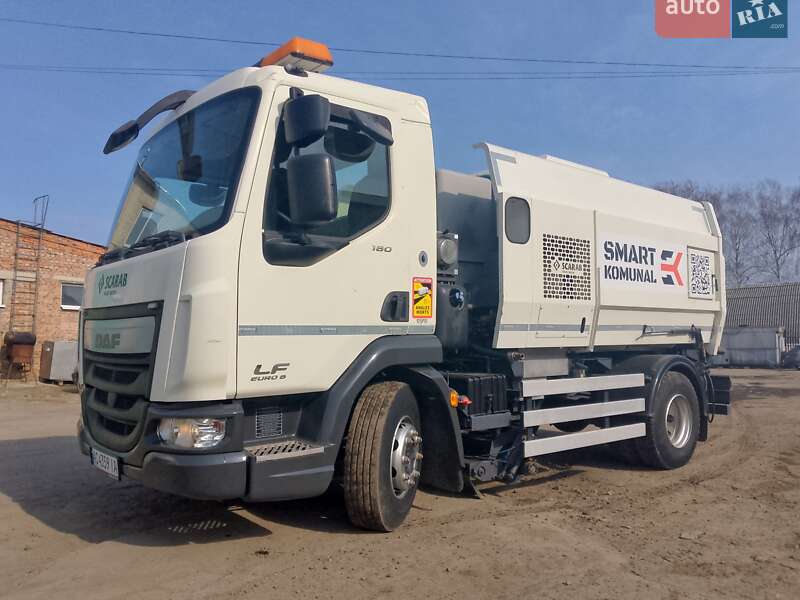 Подметальная машина DAF LF 2015 в Луцке