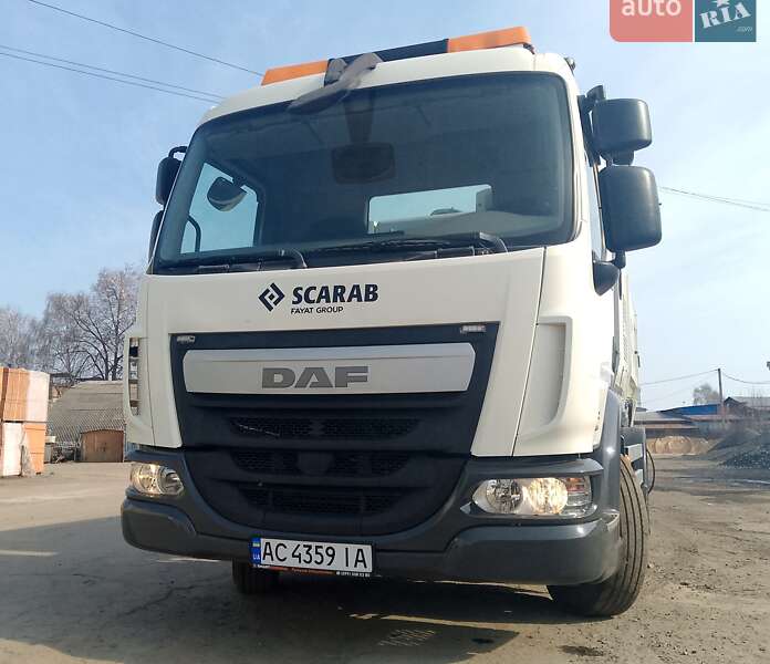 Подметальная машина DAF LF 2015 в Луцке