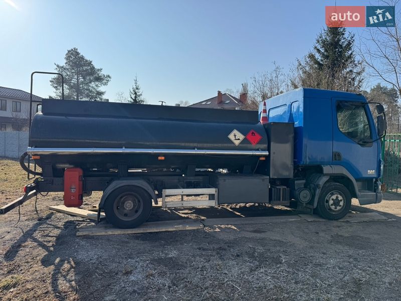 Бензовоз DAF LF 2005 в Киеве