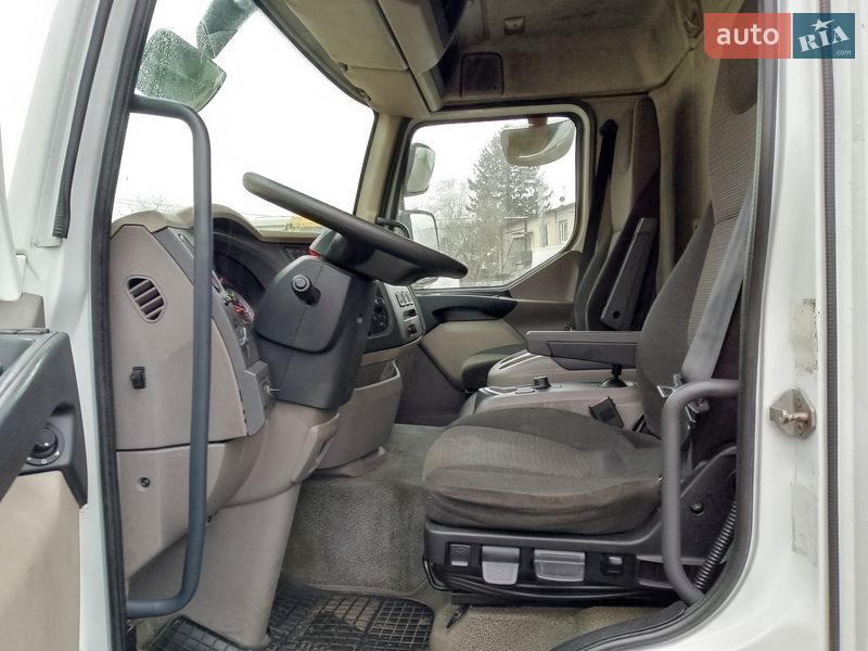 Машина  асенізатор (вакуумна) DAF LF 2015 в Луцьку