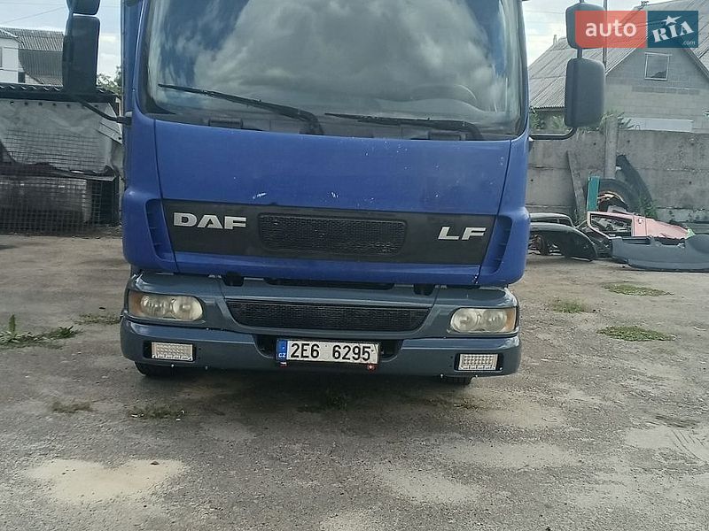 Тентованый DAF LF 2003 в Киеве