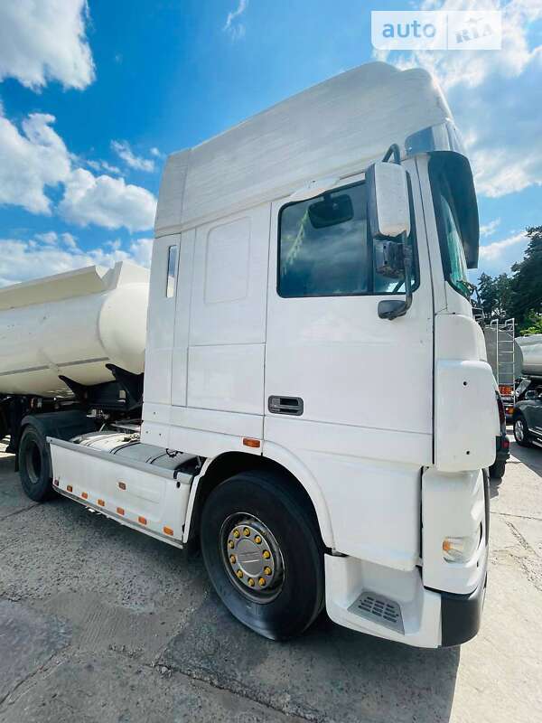 Тягач DAF TE 2003 в Киеве фото 2 Тягач DAF TE 2003 в Киеве