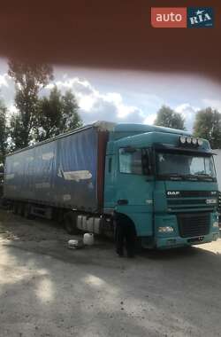 Тентованый DAF TE 2004 в 